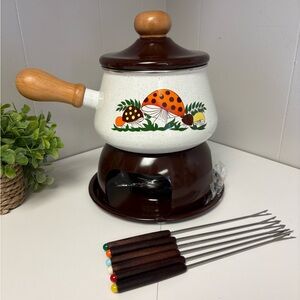VTG 70s Merry Mushroom Enamelware Fondue Set New Never Used Cottagecore Retro